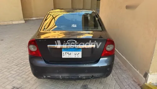 Ford Focus 2009 Black Used for Sale - 3