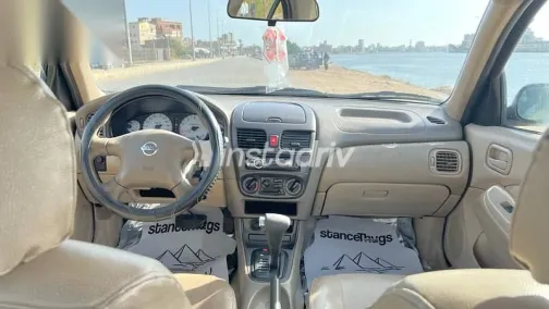 Nissan Sunny 2009 Burgundy Used for Sale - 10