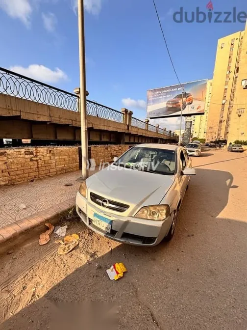 اوبل أسترا 2006 فضي مستعملة للبيع - 3