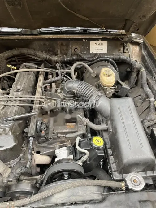 Jeep Cherokee 1998 Black Used for Sale - 5