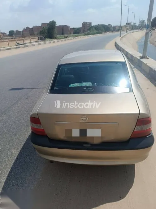 Opel Vectra 1999 Gold Used for Sale - 5