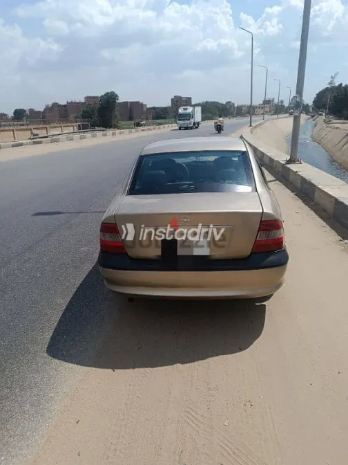 Opel Vectra 1999 Gold Used for Sale - 6