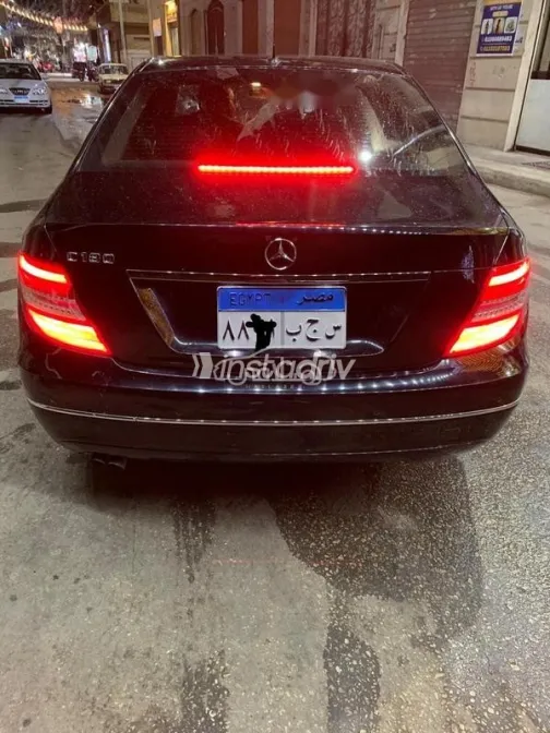 Mercedes C 180 2013 Black Used for Sale - 3