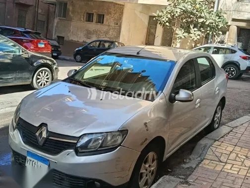 رينو لوجان 2016 فضي مستعملة للبيع - 1