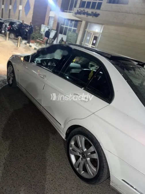 مرسيدس C 180 2010 أبيض مستعملة للبيع - 3