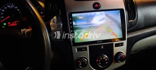 Kia Cerato 2010 White Used for Sale - 3