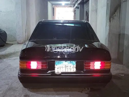 مرسيدس 190 1990 أسود مستعملة للبيع - 2