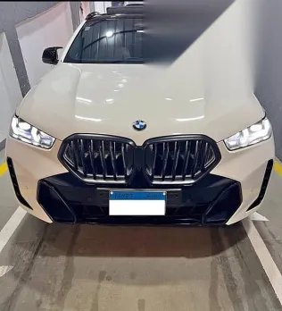 بي ام دبليو X6 2025 أبيض مستعملة للبيع