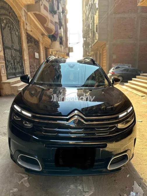 سيتروين C5 اير كروس 2020 أسود مستعملة للبيع - 1