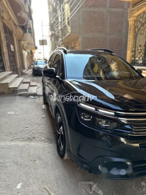 سيتروين C5 اير كروس 2020 أسود مستعملة للبيع - 2