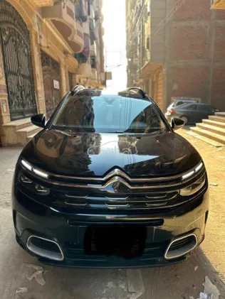 سيتروين C5 اير كروس 2020 أسود مستعملة للبيع