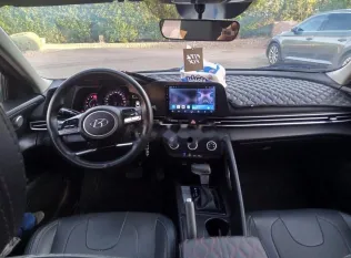 Hyundai Elantra CN7 2021 White Used for Sale