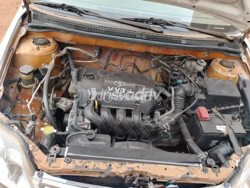 تويوتا كورولا 2003 أبيض مستعملة للبيع - 4