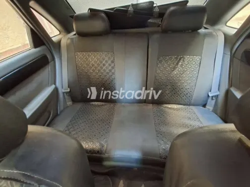 Chevrolet Optra 2007 White Used for Sale - 6