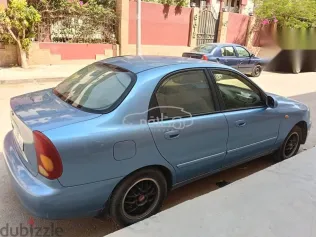 دايو لانوس 2007 أزرق غامق مستعملة للبيع