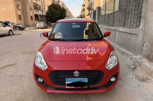 Suzuki Swift 2021 White Used for Sale - 1