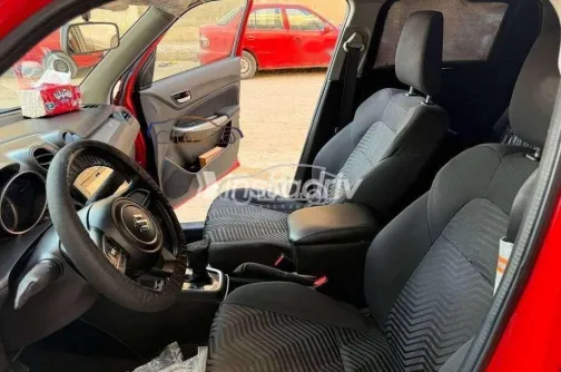 Suzuki Swift 2021 White Used for Sale - 4