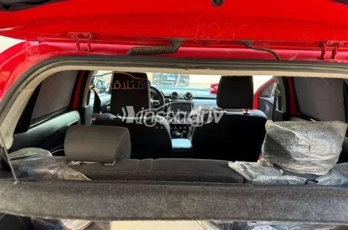 Suzuki Swift 2021 White Used for Sale - 7