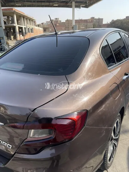 فيات تيبو 2018 أبيض مستعملة للبيع - 3