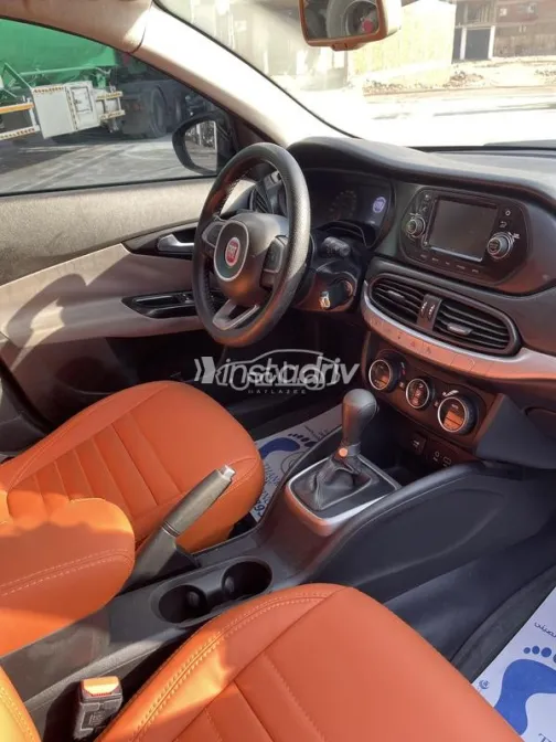 فيات تيبو 2018 أبيض مستعملة للبيع - 5