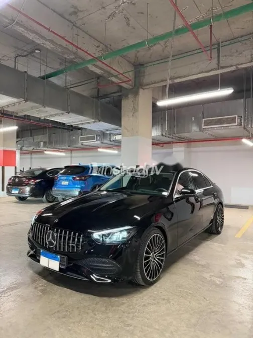 Mercedes C 180 2022 Black Used for Sale - 1