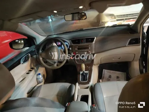 نيسان سنترا 2020 رمادي مستعملة للبيع - 3