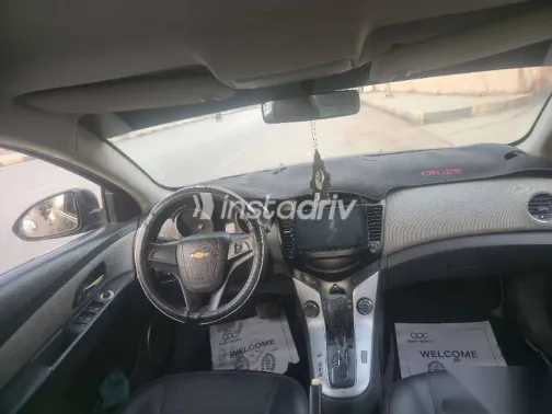 شيفروليه كروز 2010 أسود مستعملة للبيع - 8