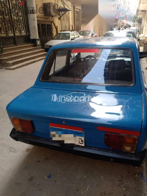 فيات 128 1989 أزرق غامق مستعملة للبيع - 5