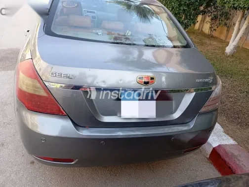 جيلي امجراند 2013 رمادي مستعملة للبيع - 9