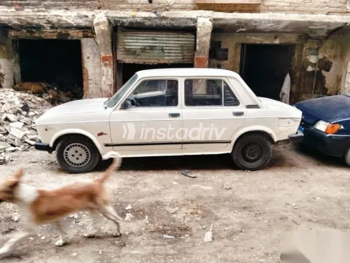 فيات 128 1987 أبيض مستعملة للبيع - 4