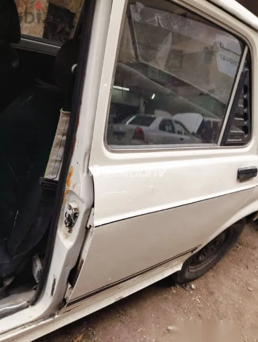 فيات 128 1987 أبيض مستعملة للبيع - 5