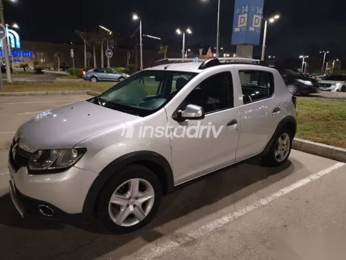 رينو سانديرو 2016 فضي مستعملة للبيع - 9