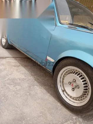 فيات 128 1976 أزرق غامق مستعملة للبيع