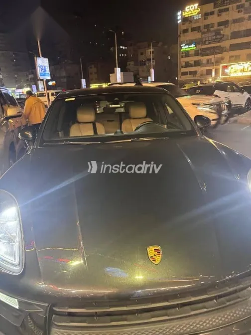 بورش ماكان 2022 رمادي مستعملة للبيع - 6