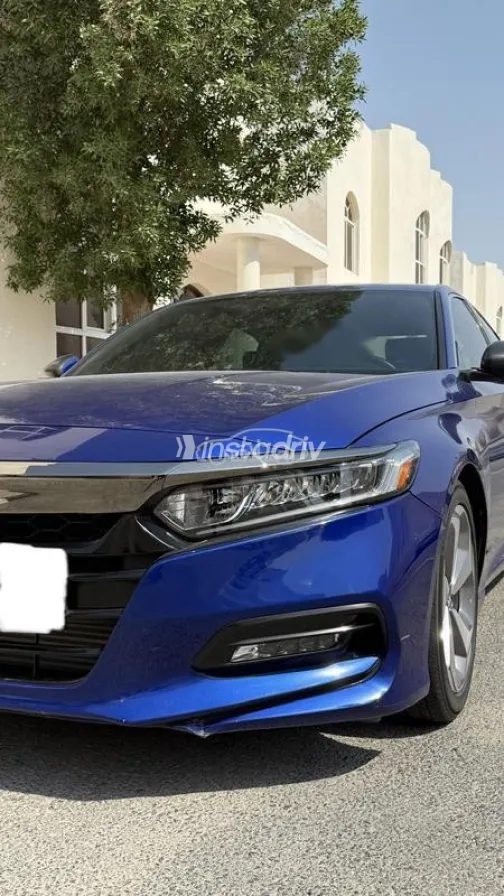 هوندا أكورد 2019 أزرق مستعملة للبيع - 3