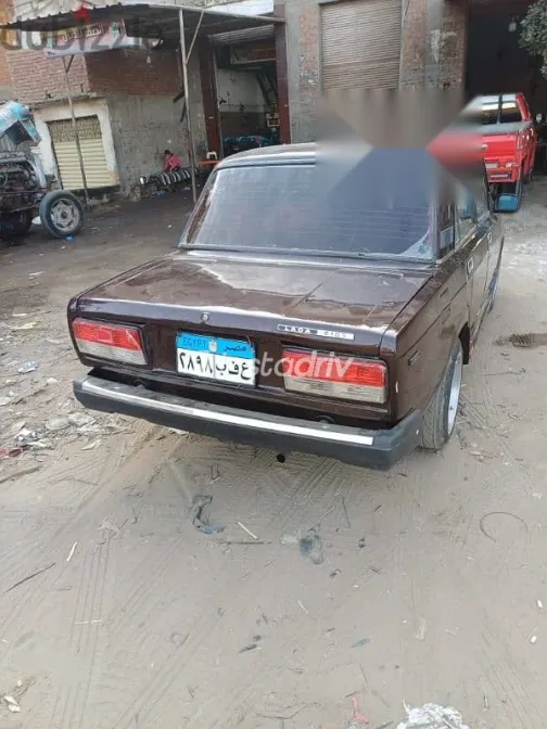 لادا 2105 1994 بني مستعملة للبيع - 1