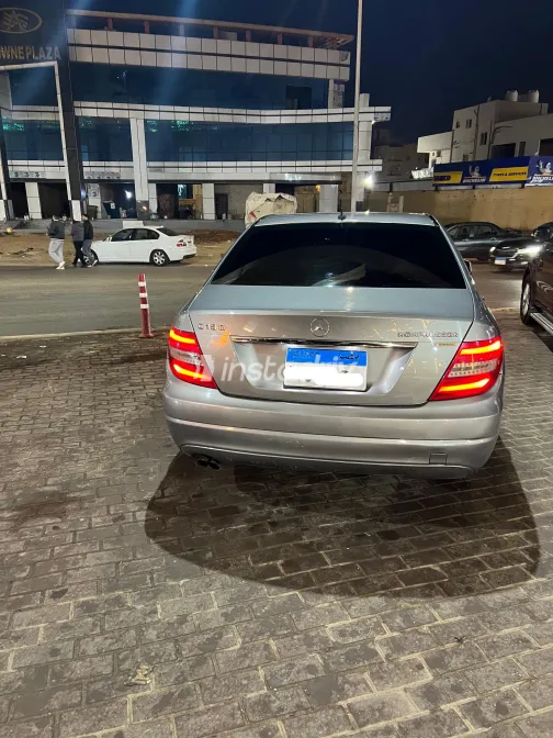 Mercedes C 180 2012 White Used for Sale - 10