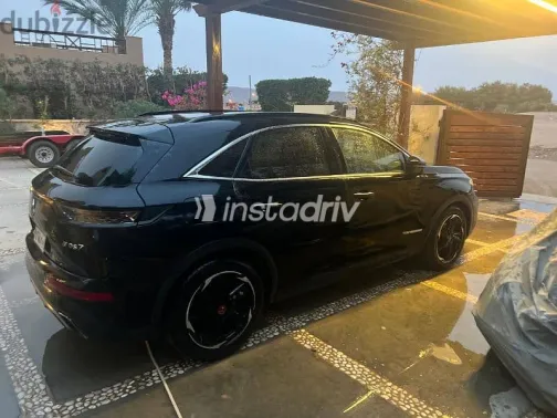 دى اس DS7 2021 أسود مستعملة للبيع - 1