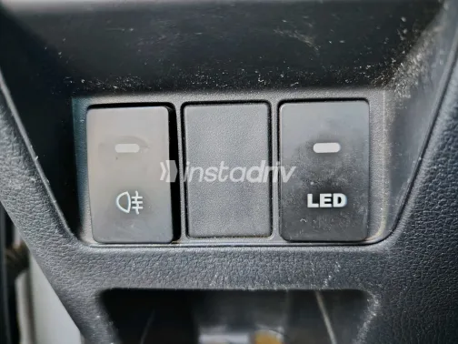 Honda CRV 2022 White Used for Sale - 2