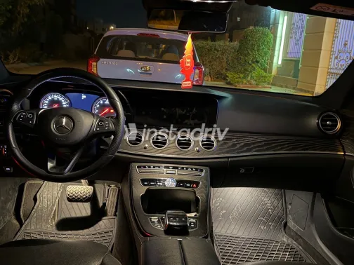 مرسيدس E 350 2018 أبيض مستعملة للبيع - 2
