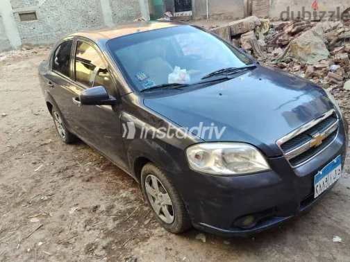 شيفروليه افيو 2016 أزرق غامق مستعملة للبيع - 2