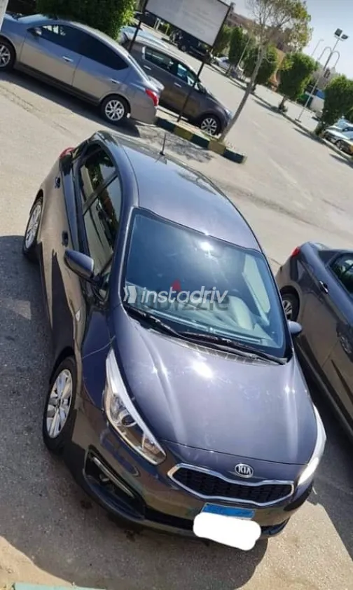كيا سيد 2017 رمادي مستعملة للبيع - 1