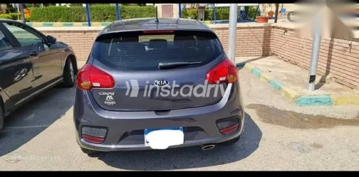 كيا سيد 2017 رمادي مستعملة للبيع - 5