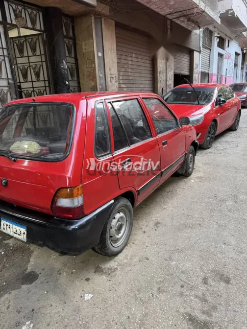 سوزوكى ماروتى 2011 أحمر مستعملة للبيع - 4