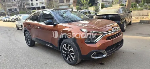 سيتروين C4 2022 برتقالي مستعملة للبيع - 4