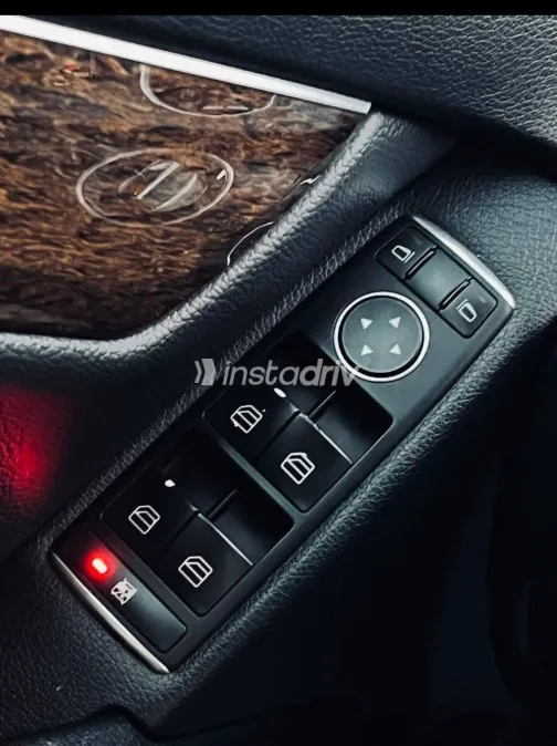 Mercedes C 180 2013 White Used for Sale - 2