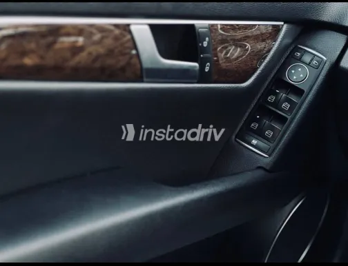 Mercedes C 180 2013 White Used for Sale - 3