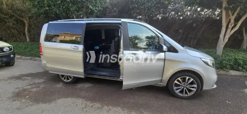 مرسيدس فى 250 2020 فضي مستعملة للبيع - 3