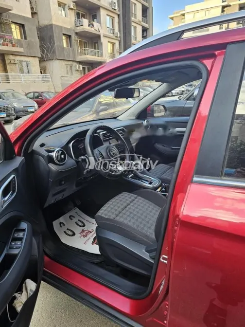 MG ZS 2025 White Used for Sale - 8