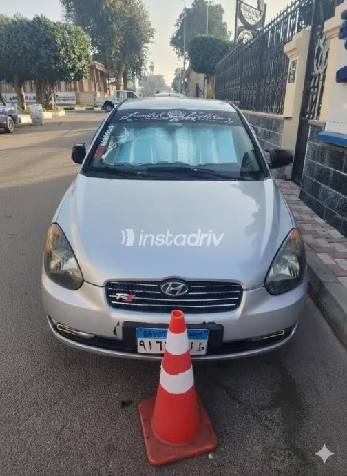Hyundai Accent 2010 Silver Used for Sale - 1